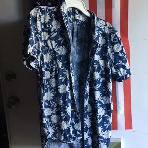 Men's Old Navy Floral Button Up Shirt Sz Med